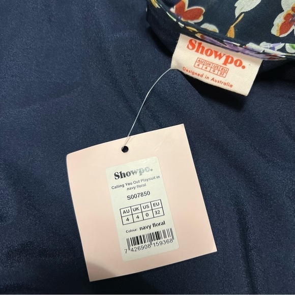 🆕 Showpo. Calling You Out Playsuit Navy Floral Tie Open Back Long Sleeve Romper - Picture 3 of 13